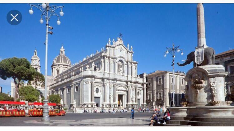 Luxurious Street Apartments Catania Ngoại thất bức ảnh